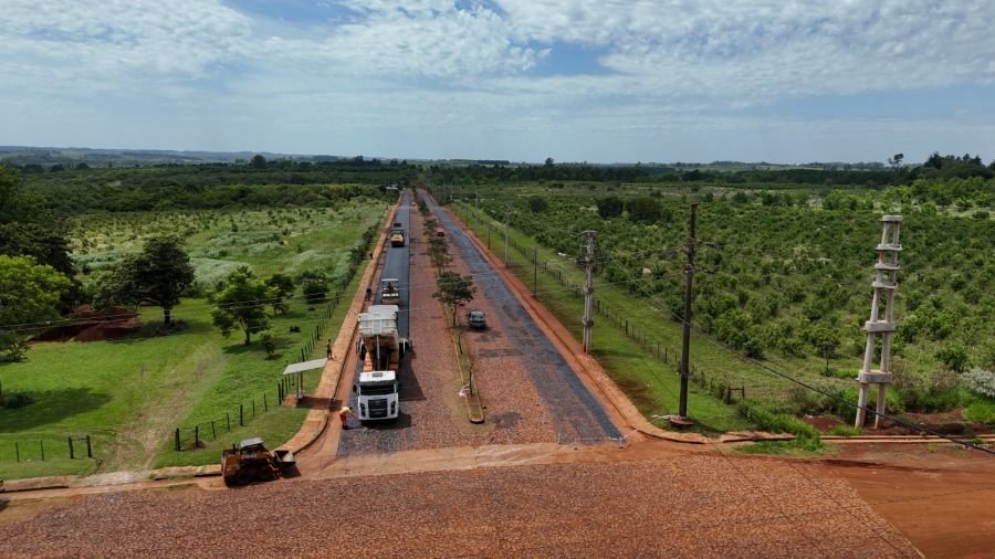 Apóstoles: La Municipalidad ha finalizado la obra de bacheo y asfaltado de media calzada en el acceso al Barrio Cruz del Gallo