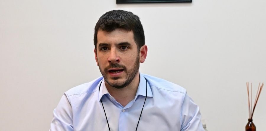 Perfil del nuevo Jefe de la Unión Cívica Radical, Leonel Chiarella: El más joven de la historia del radicalismo y verdugo del peronismo