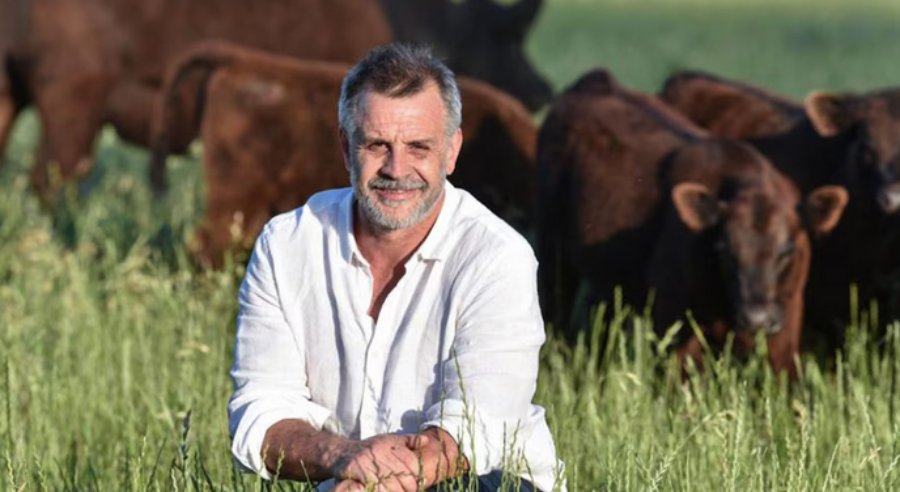 La salud de Christian Petersen: El chef fue trasladado a Buenos Aires en un avión sanitario y se encuentra internado en el Hospital Alemán