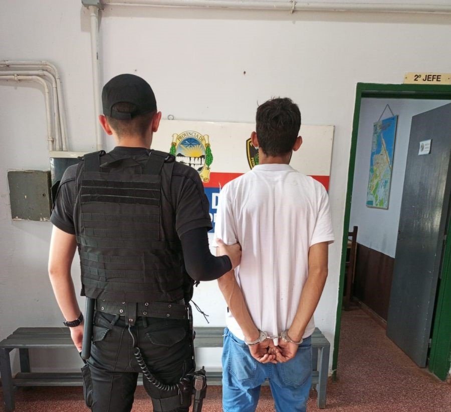 Posadas: hurtó un comercio, lo siguieron por las cámaras del 911 y terminó detenido en el Barrio Miguel Lanús