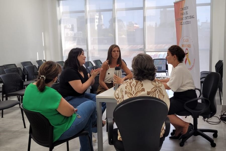 La Comisión para el Abordaje Integral del Suicidio y el Colegio de Psicopedagogos de la provincia de Misiones firmaron un convenio de colaboración mutua