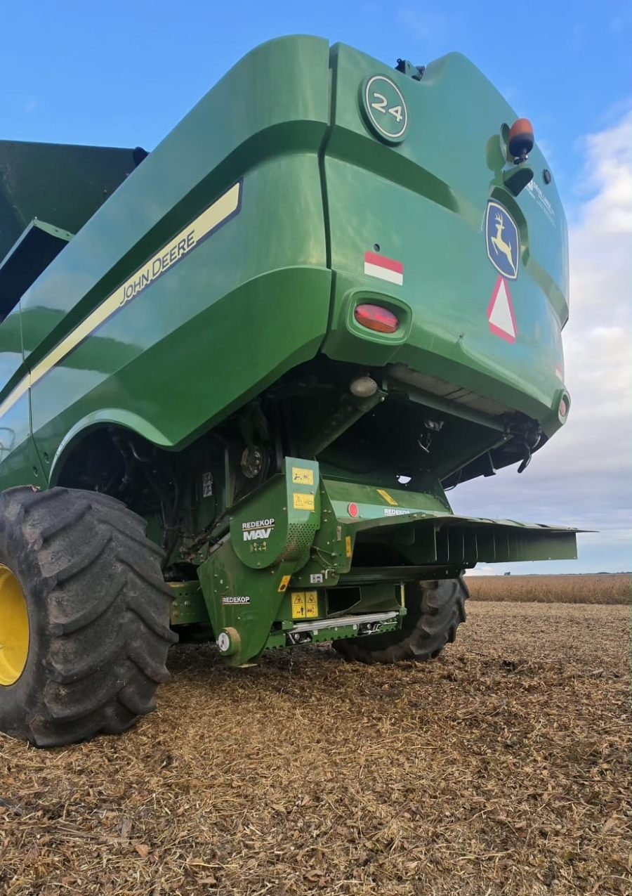 Redekop introduce su destructor de malezas junto a Bayer en Chile y consolida su crecimiento en América Latina