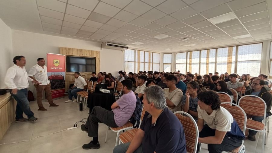 PT Farm abrió sus puertas a escuelas rurales para acercar el campo y la ciencia a los jóvenes