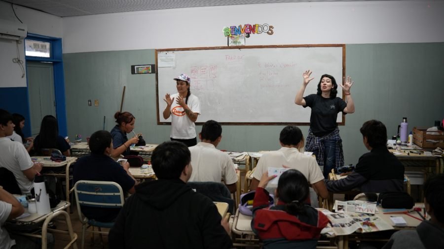 Apóstoles: Jornada cultural con el primer ConNatural del año, que reunió a estudiantes, docentes y vecinos en una jornada de actividades artísticas