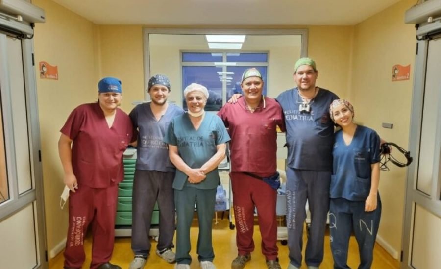 Intervención inédita en Misiones: Cirugía de descompresión traqueo-esofágica en paciente pediátrico