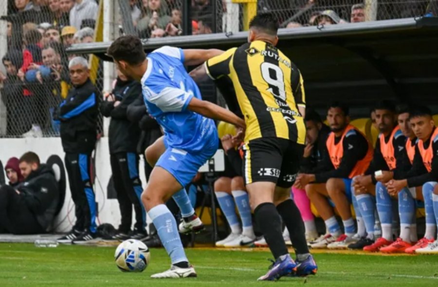 Partido de vuelta: Estudiantes de Río Cuarto empató con Deportivo Madryn y jugará en la Primera División