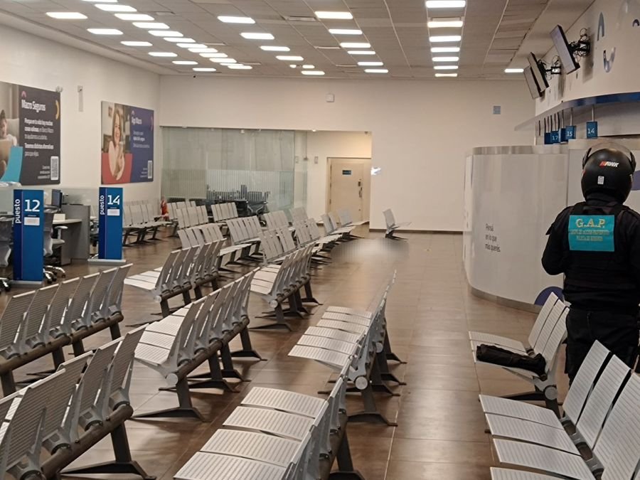 Posadas: Se habría atragantado mientras comía una chipa dentro de una sucursal bancaria y murió pese a los intentos por salvarlo