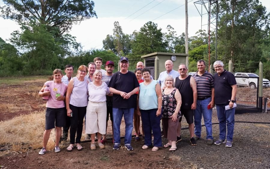 Apóstoles: El Gobernaor Hugo Passalacqua supervisó la obra de provisión de agua potable en Colonia Las Tunas