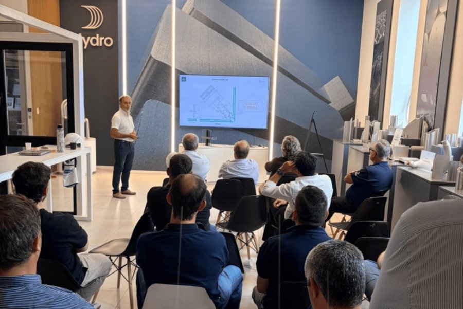 Hydro Argentina reunió a su red de distribuidores en una jornada de actualización técnica sobre sistemas y nuevas soluciones