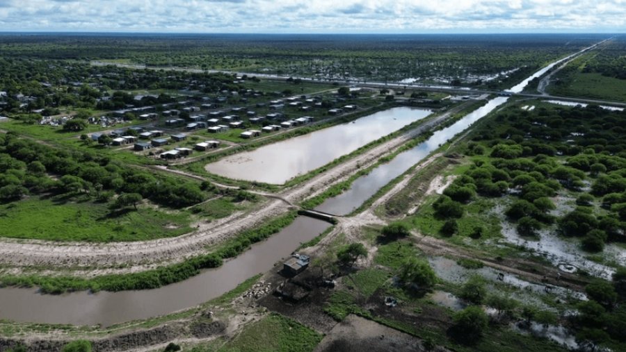 Inundaciones en Santa Fe: La Provincia afirma que en cuatro meses llovió el promedio de todo un año