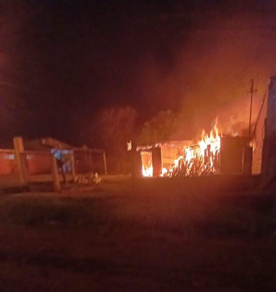 Incendio de vivienda en el Municipio de San Javier: Una adolescente de 14 años resultó gravemente lesionada