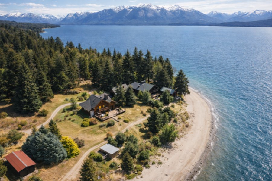 Graffiti Camp Patagonia: Referentes del graffiti Argentino se juntan hacer arte en frente al Lago Nahuel Huapi