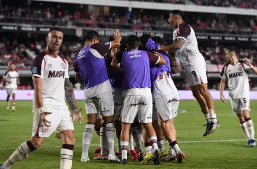 Torneo Apertura: Lanús venció por 1 a 0 a Estudiantes de la Plata, pero sigue sin entrar en los ocho mejores de la Zona A
