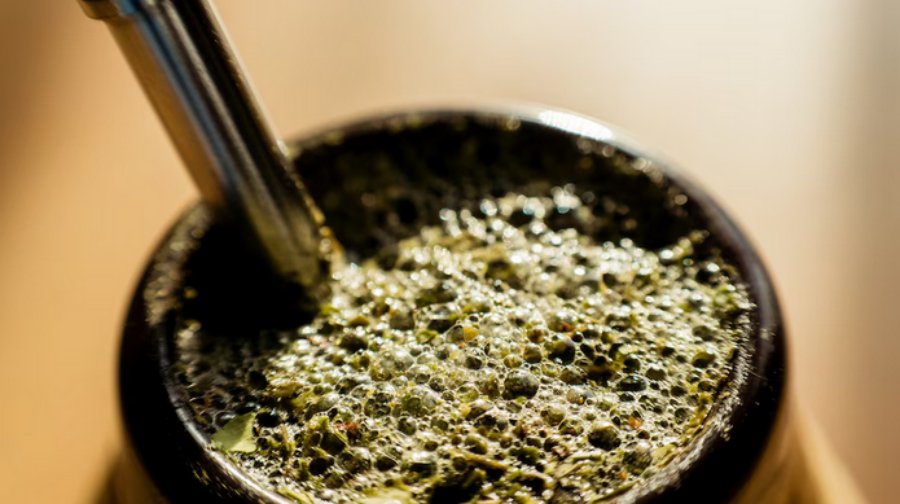 El ranking de las veinte yerbas más vendidas de la Argentina: Cuáles son las dos potencias que pelean por el primer puesto