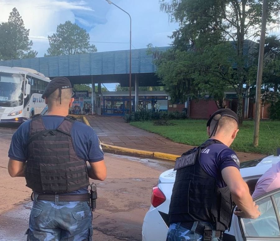 La Policía de Misiones detuvo a un médico que sería acusado de protagonizar un violento ataque con arma blanca que dejó como saldo tres personas lesionadas, una de ellas de gravedad