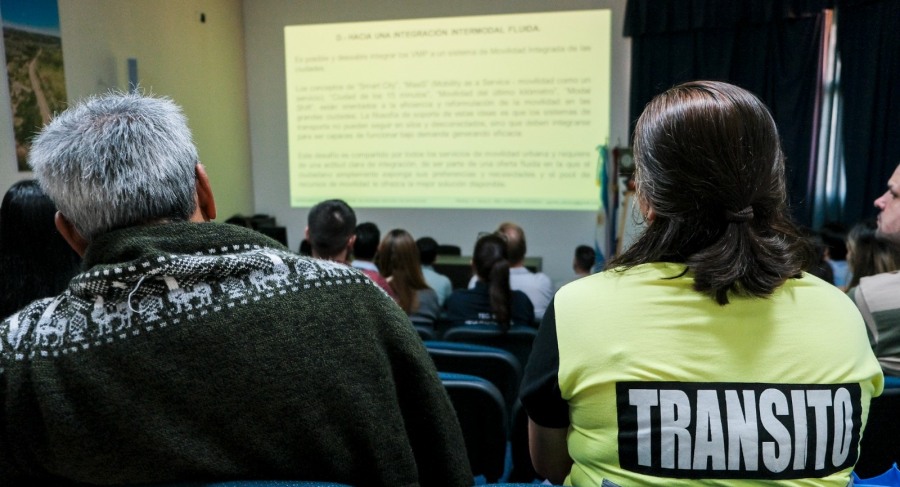 Profesionales y técnicos se capacitaron en Seguridad Vial