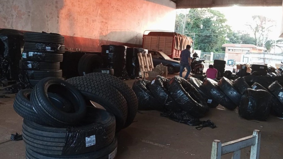 Incautaron 231 neumáticos de contrabando en la localidad misionera de Jardín América, la carga se estima en 35 millones de pesos