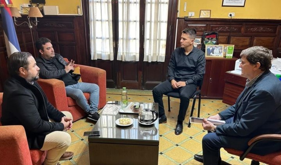 Misiones: El Ministro Adolfo Safrán mantuvo una reunión con integrantes de la Asociación de Hoteles y Gastronómicos