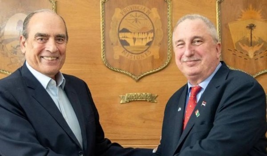 El Gobernador de Misiones Hugo Passalacqua firmó convenios con Nación para finalizar obras de infraestructura vial, agua, vivienda y educación