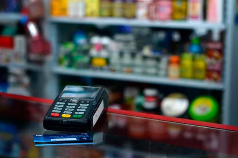 El semáforo para el bolsillo familiar en 2023: Ingresos, consumo, tarjeta, costo del crédito y precios