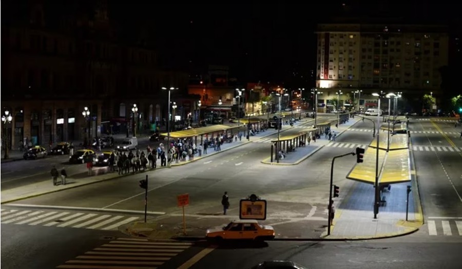 El sector oficial de la UTA ratificó el paro a partir de la cero hora de este viernes y no habrá ningún colectivo en el AMBA y gran parte del país