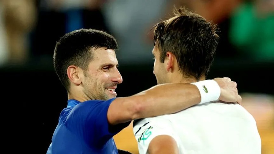 Tenis: El tremendo elogio de Novak Djokovic a Tomás Etcheverry tras eliminarlo del Australian Open, “es fantástico lo que está haciendo”