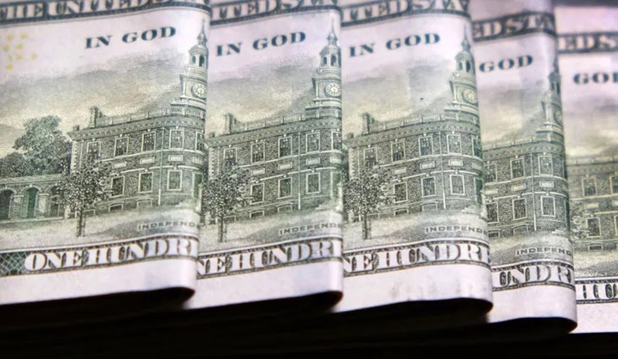 La brecha se mantuvo arriba del 100%: El dólar blue perdió 7 pesos en la semana pero acumula una suba de 33 pesos en 2023
