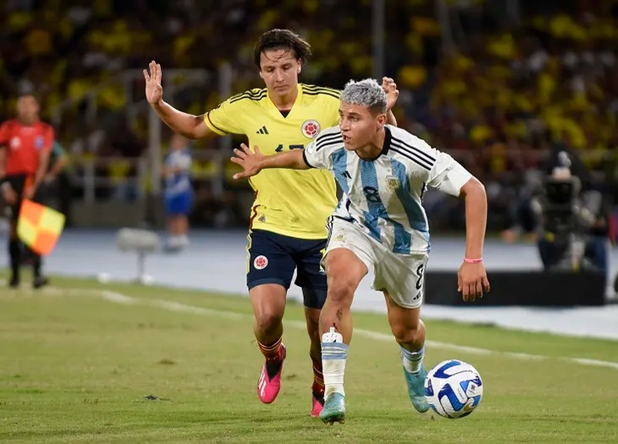 Argentina no pudo con Colombia y se despidió muy temprano del Sudamericano Sub 20 y del Mundial