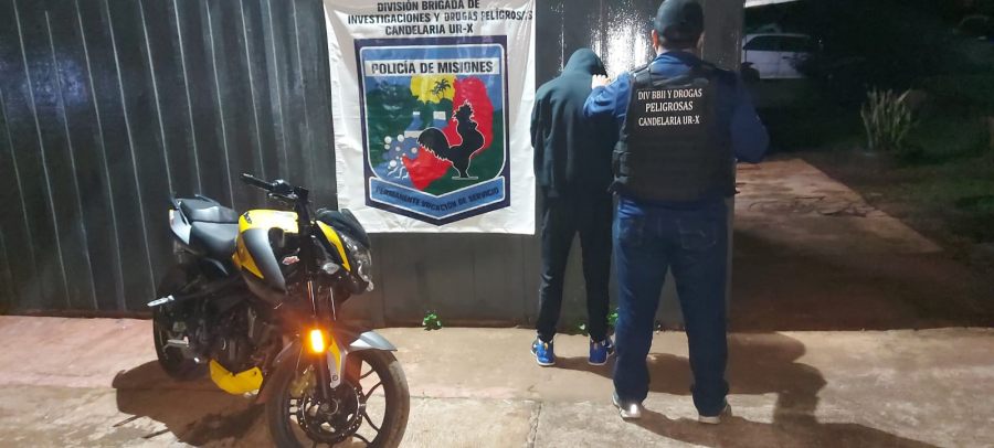 En operativos simultáneos la Policía de Misiones detuvo a dos acusados por robos de motocicletas y recuperó tres rodados, en el marco de distintos procedimientos realizados en las últimas horas en; Apóstoles, Candelaria y Campo Viera