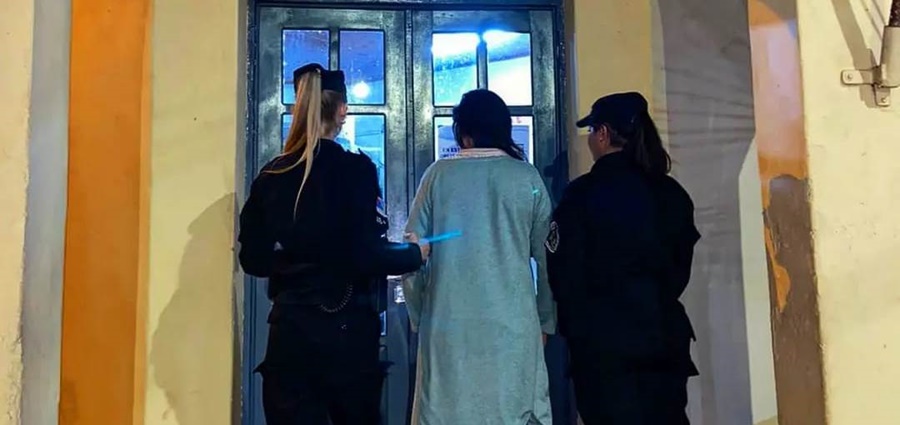 Detuvieron a una mujer por maltrato animal, el perro murió a raíz de un avanzado cuadro de desnutrición