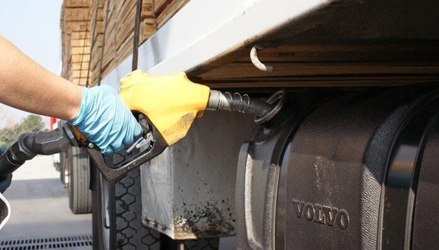 Transportistas piden de manera urgente que se normalice el abastecimiento de gasoil