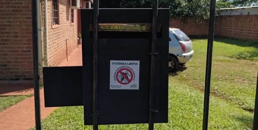 "Hogar Limpio": Campaña de descacharrizado en el Barrio Evita en la ciudad de Apóstoles