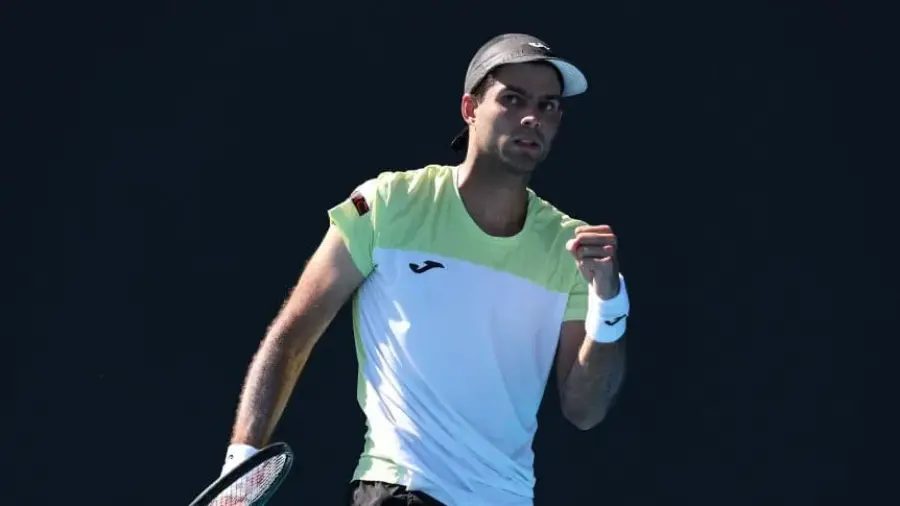 Tenis: Etcheverry, Cerúndolo y Díaz Acosta superaron la primera ronda en el Australian Open