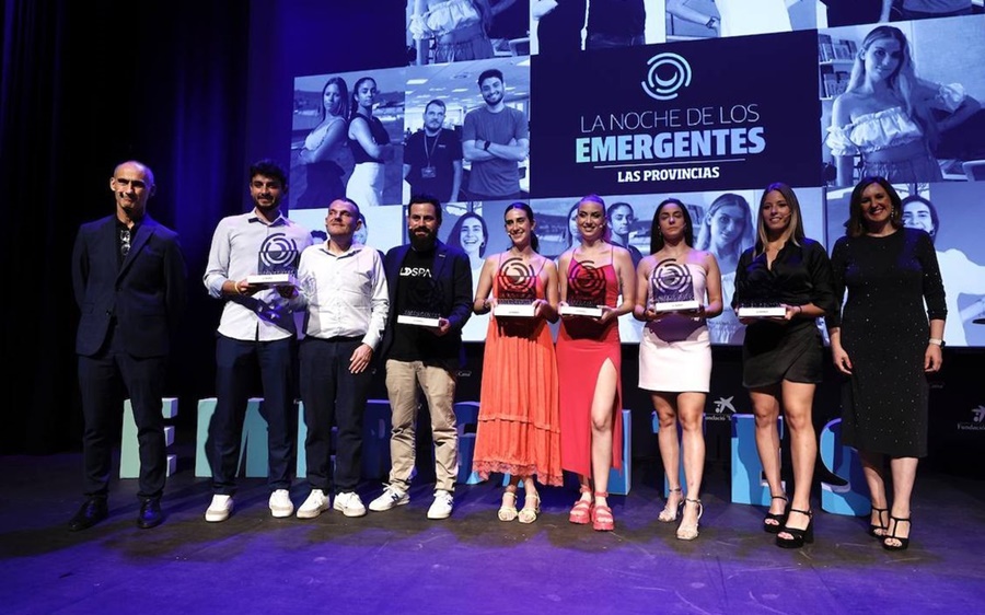 Nerea Martí recibe un reconocimiento por su talento profesional