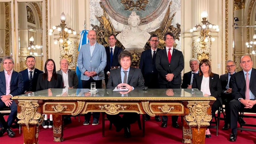 Anuncios de desregulaciones: El Presidente Javier Milei, "empezamos el camino de la reconstrucción"