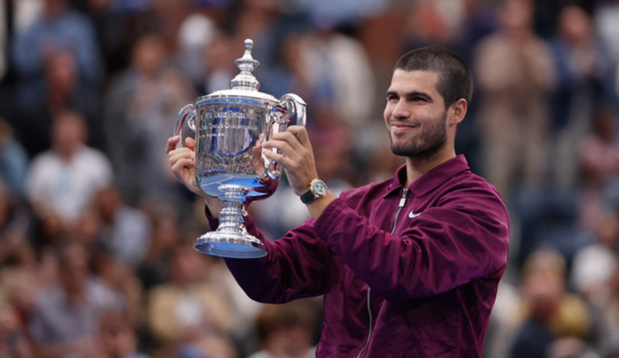 Tenis: Carlos Alcaraz venció a Jannik Sinner en una histórica final del US Open y vuelve a ser el N° 1 del mundo