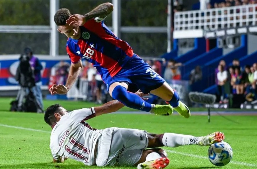 San Lorenzo de Almagro empató con Lanús por el Torneo Apertura y se fue reprobado del Nuevo Gasómetro