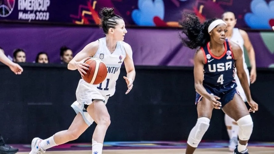La Selección Argentina de básquetbol femenina debutó con derrota ante Estados Unidos en la AmeriCup