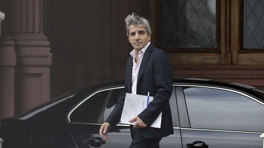 Luis Caputo: "En el mediano plazo vamos a estar encaminados a ser un país mejor"