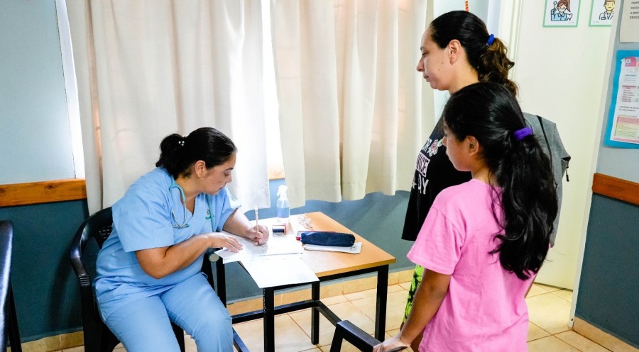 Posadas: Continúan los Operativos de Ingreso Escolar, un refuerzo para facilitar los certificados escolares y el control de salud infantil