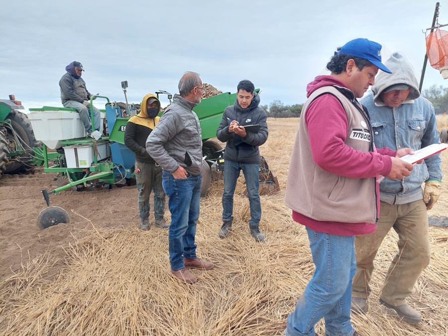 Se relevaron 130 trabajadores rurales en Catamarca, el 50% estaban en la informalidad