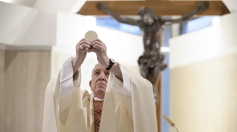 El Papa Francisco confirma la implementación del motu proprio Traditionis custodes