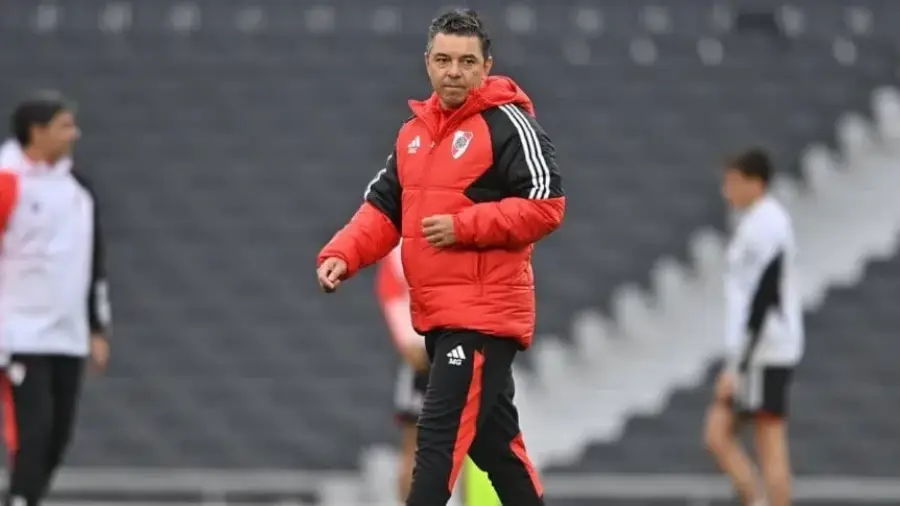 Con el flamante refuerzo de Germán Pezzella, Marcelo Gallardo tuvo su primer entrenamiento en el Monumental en su vuelta a River Plate