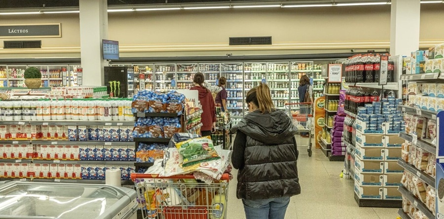 Inflación: El aumento en alimentos podría alcanzar el 200% en un año, el dato surge de un trabajo de la Facultad de Ciencias Económicas de la UBA