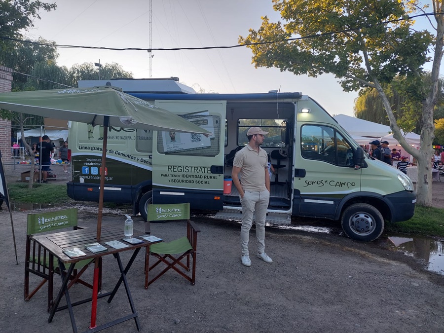 El RENATRE participó de la Fiesta Nacional de la Pera en Río Negro