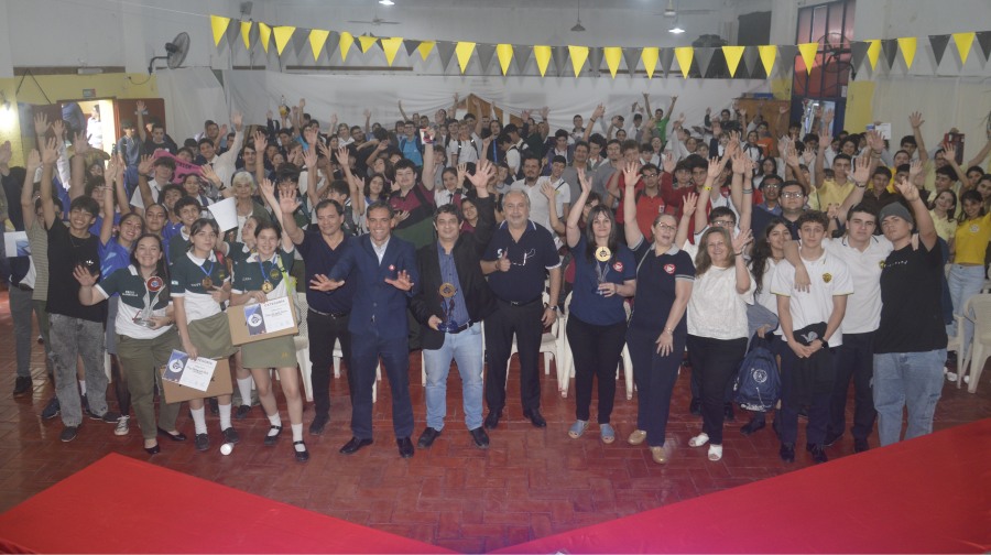 El Instituto Superior Espíritu Santo cerró con éxito las finales de las Olimpíadas de Programación e Informática 2024