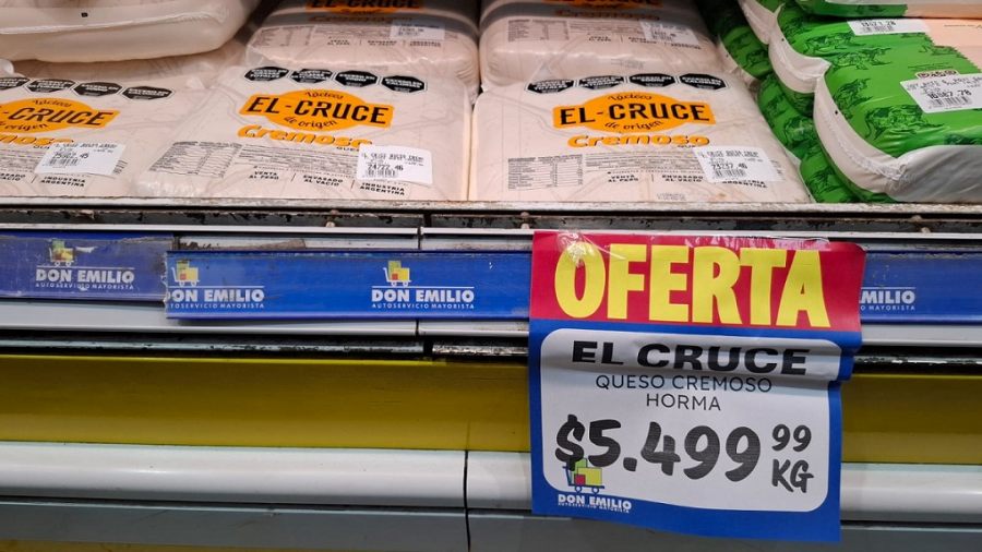 Bajan hasta un 3% los precios de quesos en fábrica
