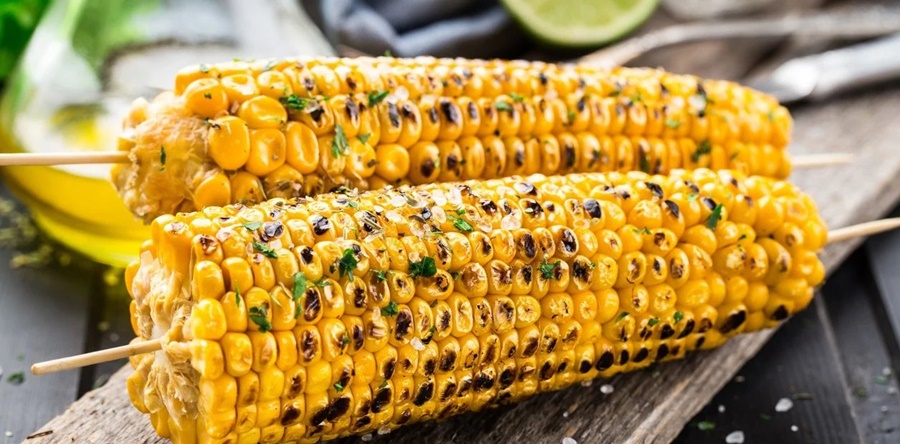 Choclo: Cuánto cocinarlo, cómo hacerlo a la parrilla y las mejores recetas de empanadas y humita