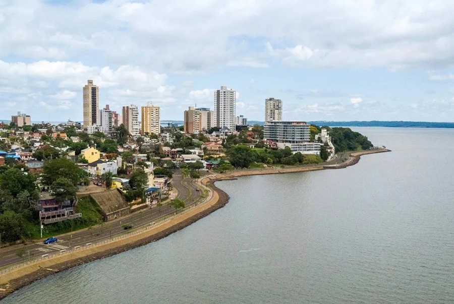 Miércoles en Misiones: Caluroso e inestable, en torno al mediodía se esperan chaparrones y tormentas aisladas en zona centro y norte principalmente de la provincia, mejorando hacia la media tarde