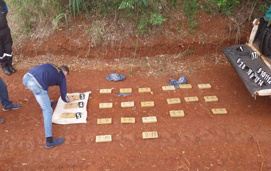 Arrestaron a un presunto distribuidor de drogas y decomisaron casi 24 kilos de marihuana